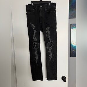NWOT Men’s skinny distressed Levi’s